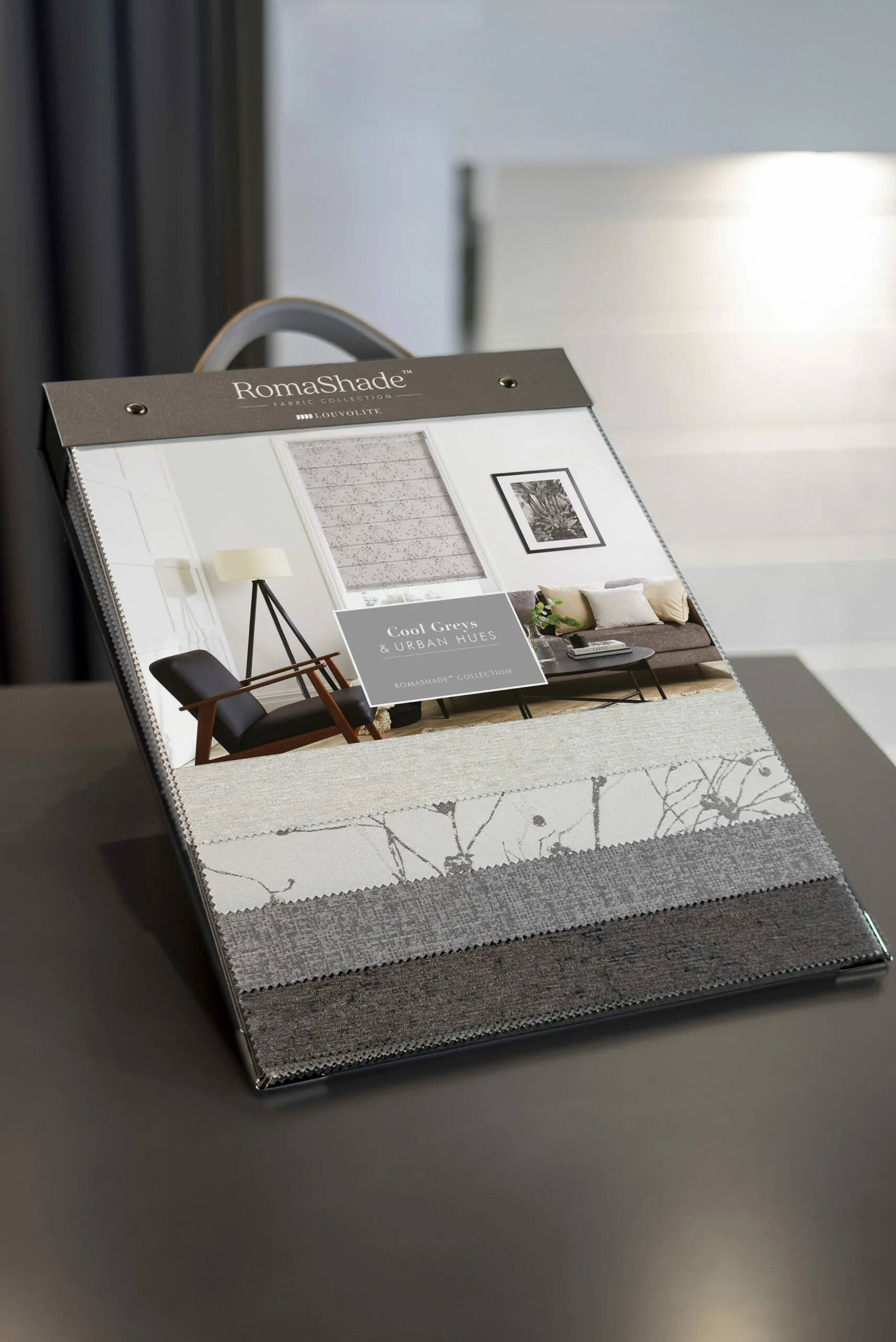 RomaShade_Gallery_Hanger_02