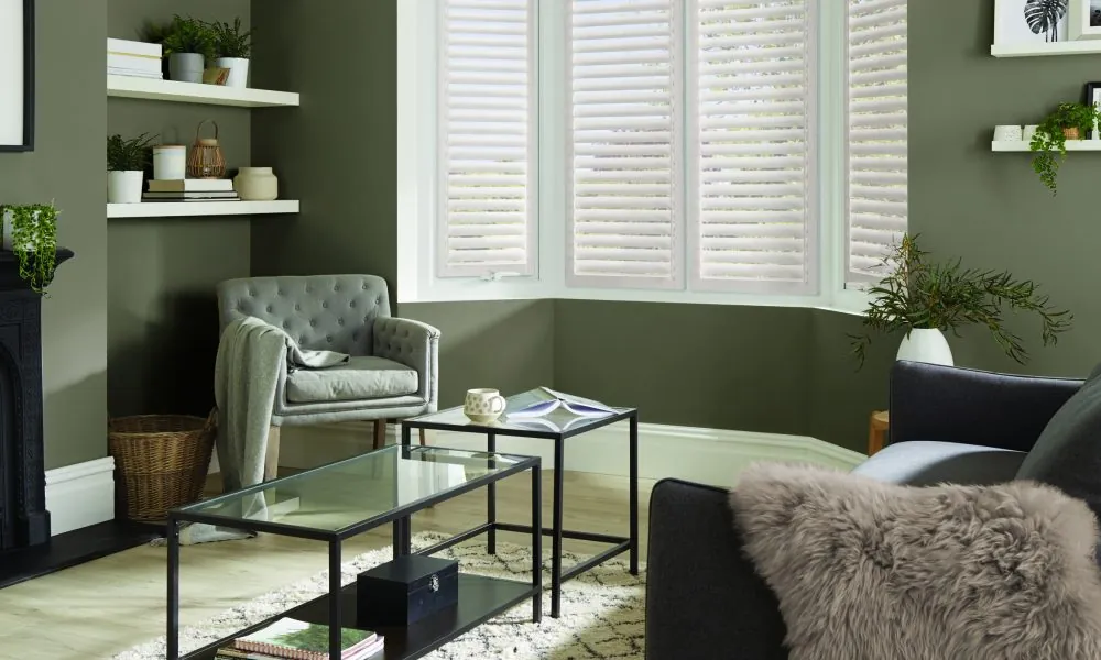 LL_2023_Perfect_Fit_Urban_Shutters_Lite_63mm_Liv