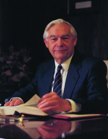 Mr-Allsopp_Chairman